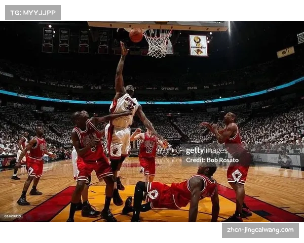 数据模型显示:热火与公牛一战,前场篮板争夺将主导最终进攻机会数 数据模型显示:热火与公牛一战,前场篮板争夺将主导最终进攻机会数